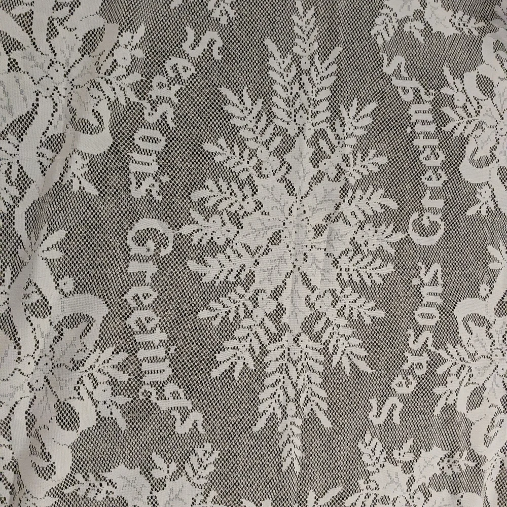 Vintage Cream Lace Rectangle Seasons Greetings Christmas Tablecloth Bells